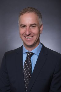Dr. Douglas Snider
