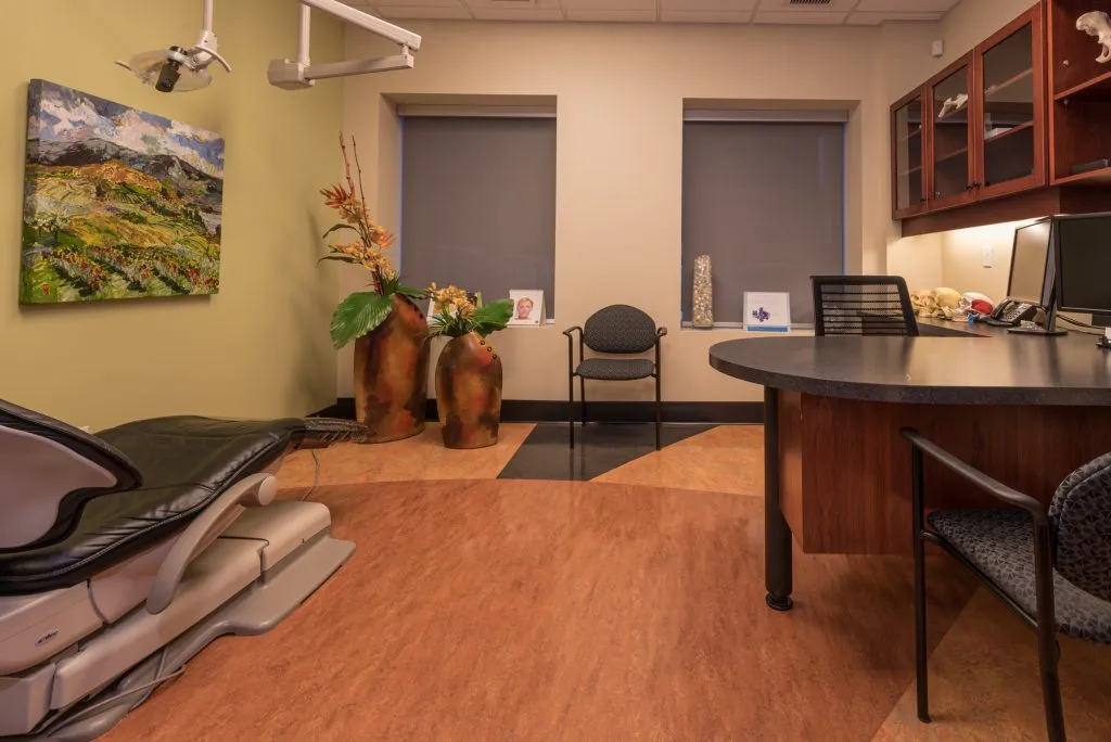 office tour photo