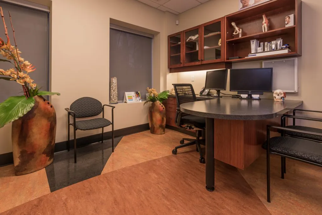 office tour photo
