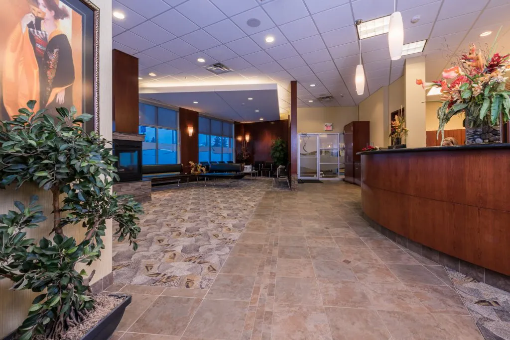 office tour photo